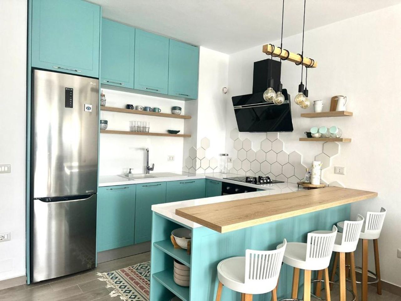 Sunny Hill Apartment