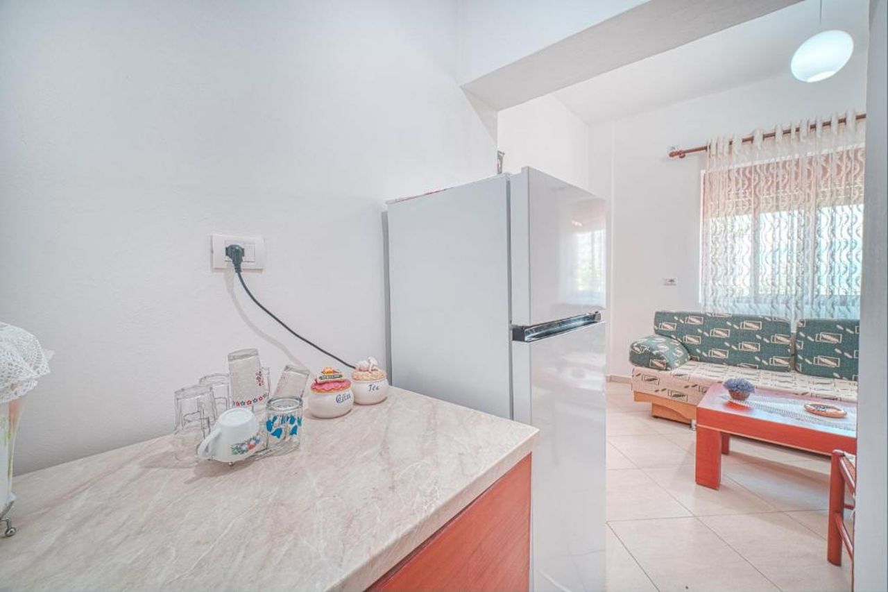 Mirror beach-Apartments Mecaj