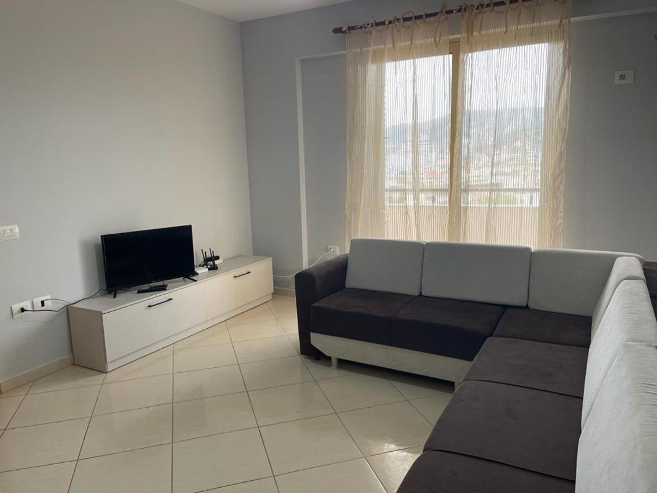 Leo Apartament