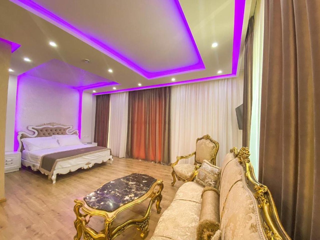Red Hill Hotel