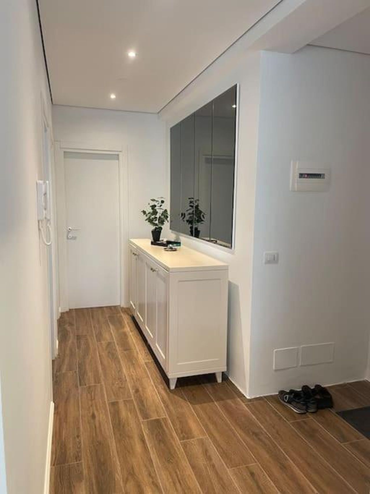 Luxury ground floor Apt with garden - Bay of Lalzi