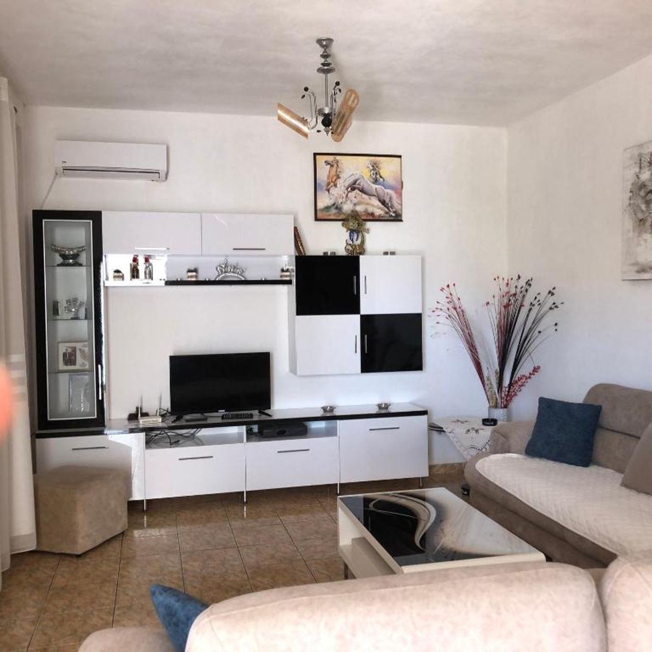Arsen Apartments