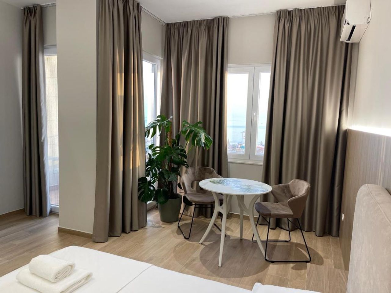 Deluxe Residence