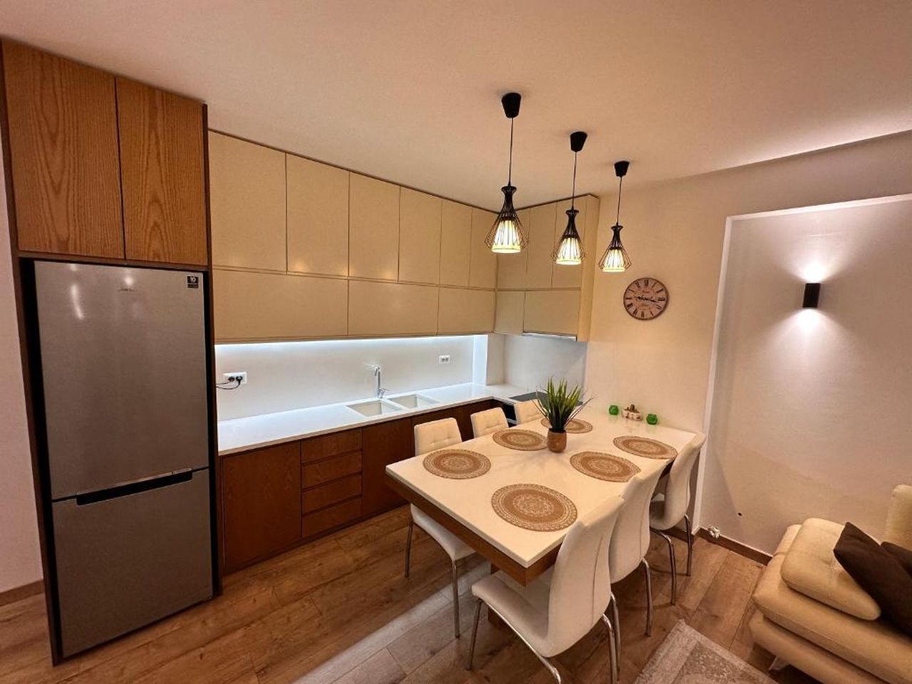 446 Luxury Apartament Center