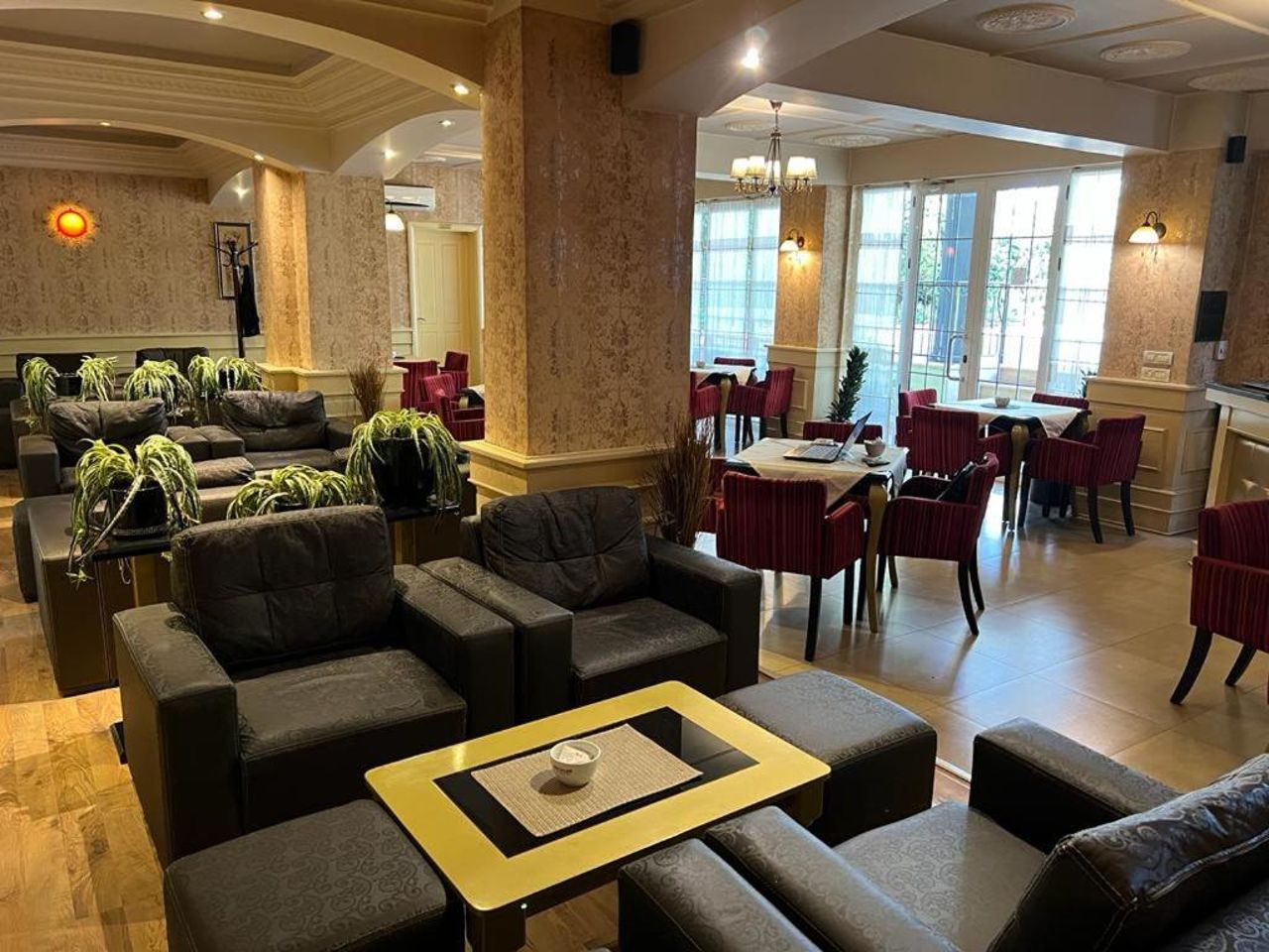 Edisem Hotel
