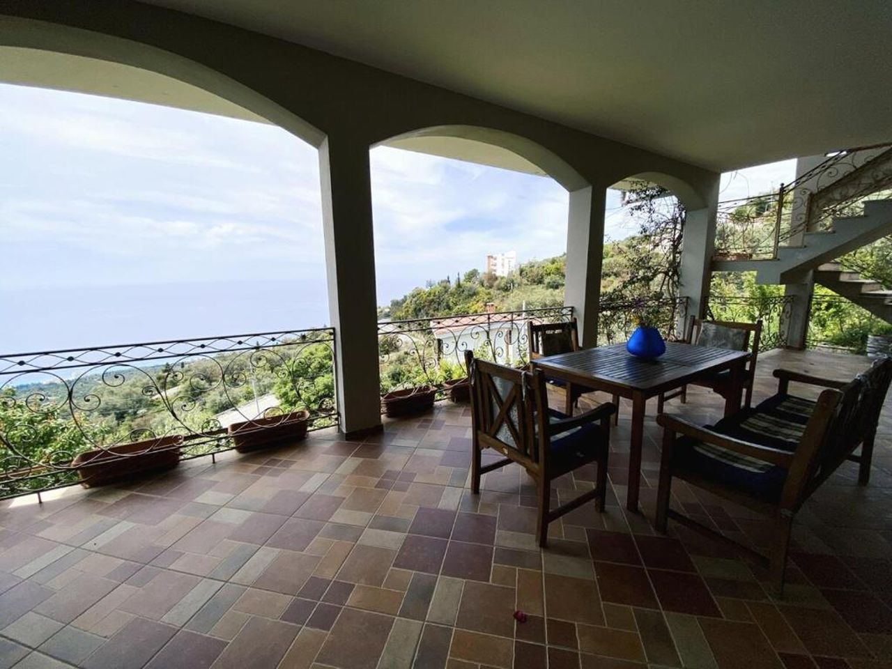 Amazing Seaside View Villa