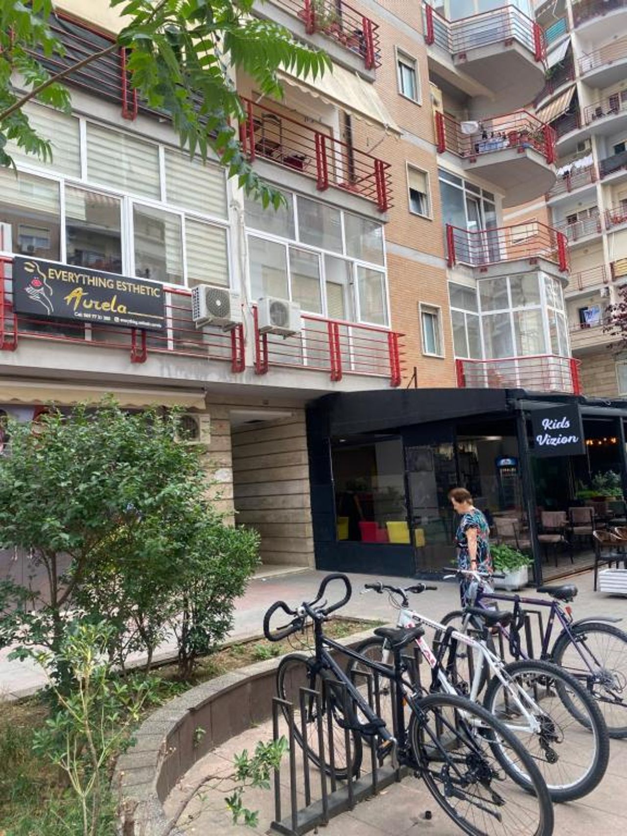 Newly renovated ONE bedroom apartment in Tirana