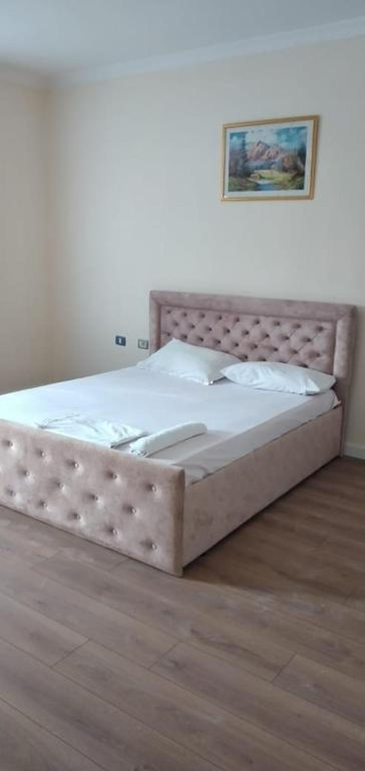 Hotel Caushi