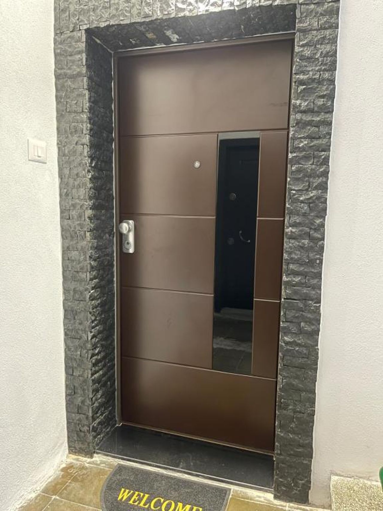 Leonard's Apartment