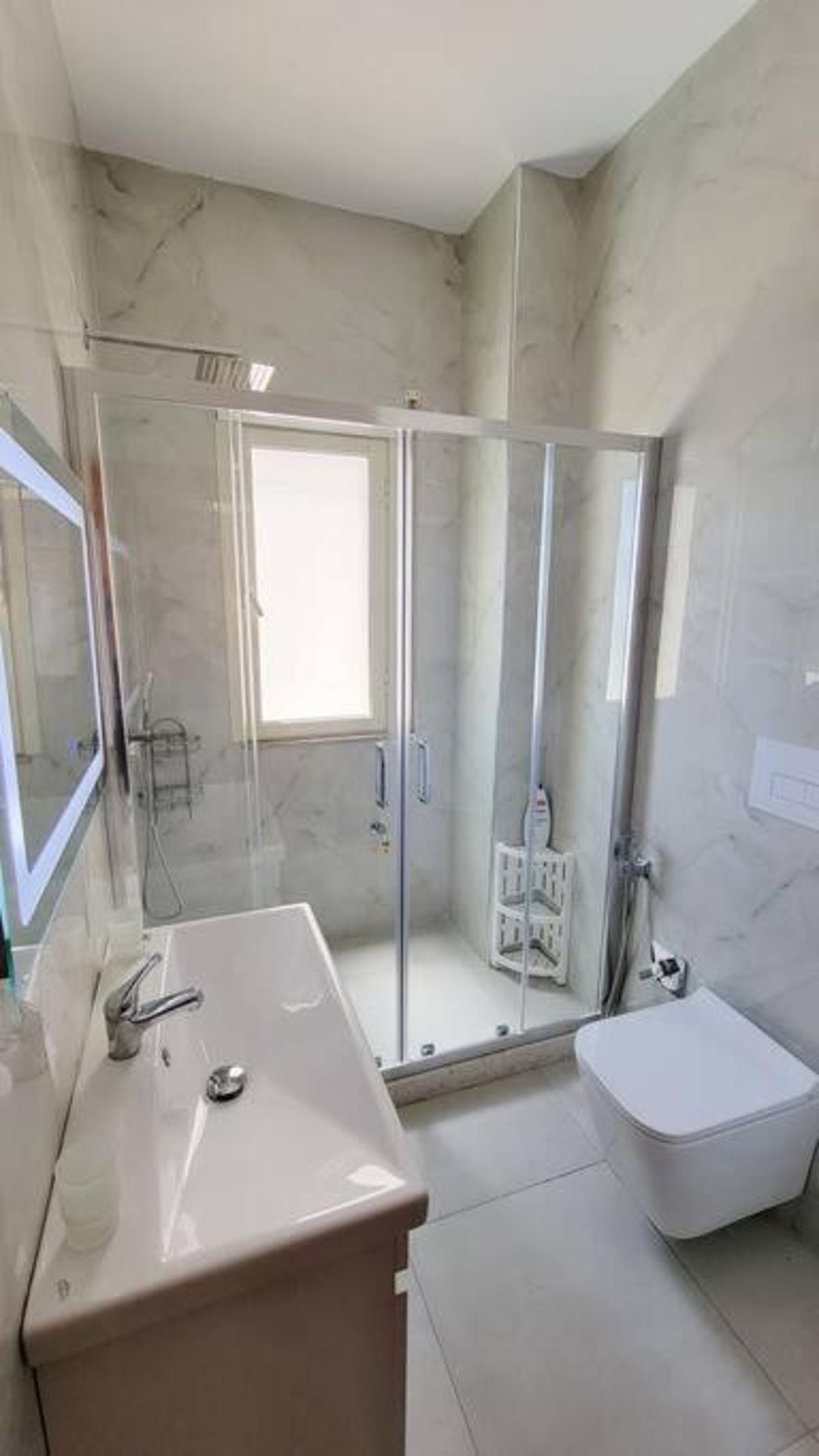 Lovely sea view 2 bedroom condo-apartment.