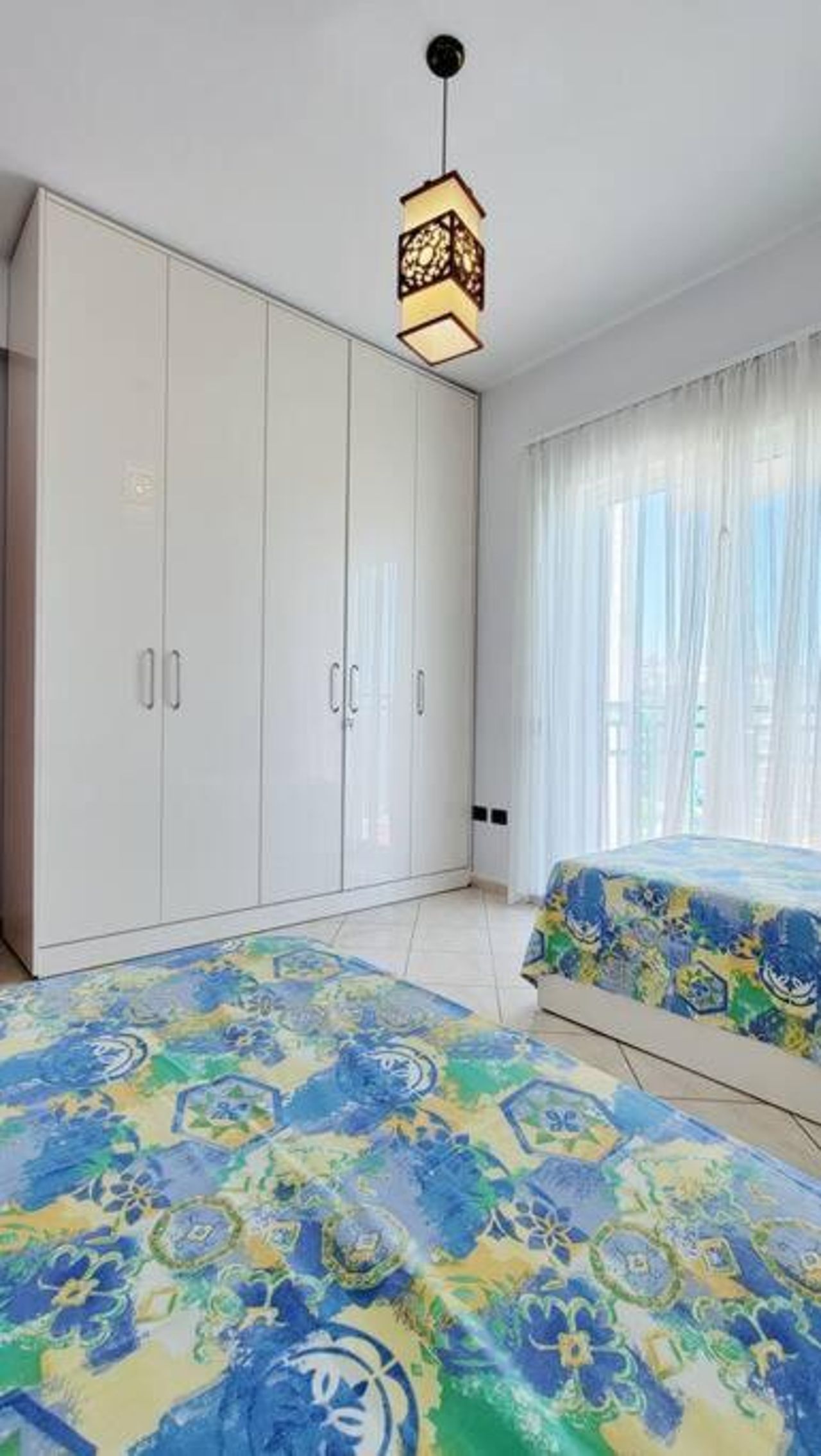 Lovely sea view 2 bedroom condo-apartment.