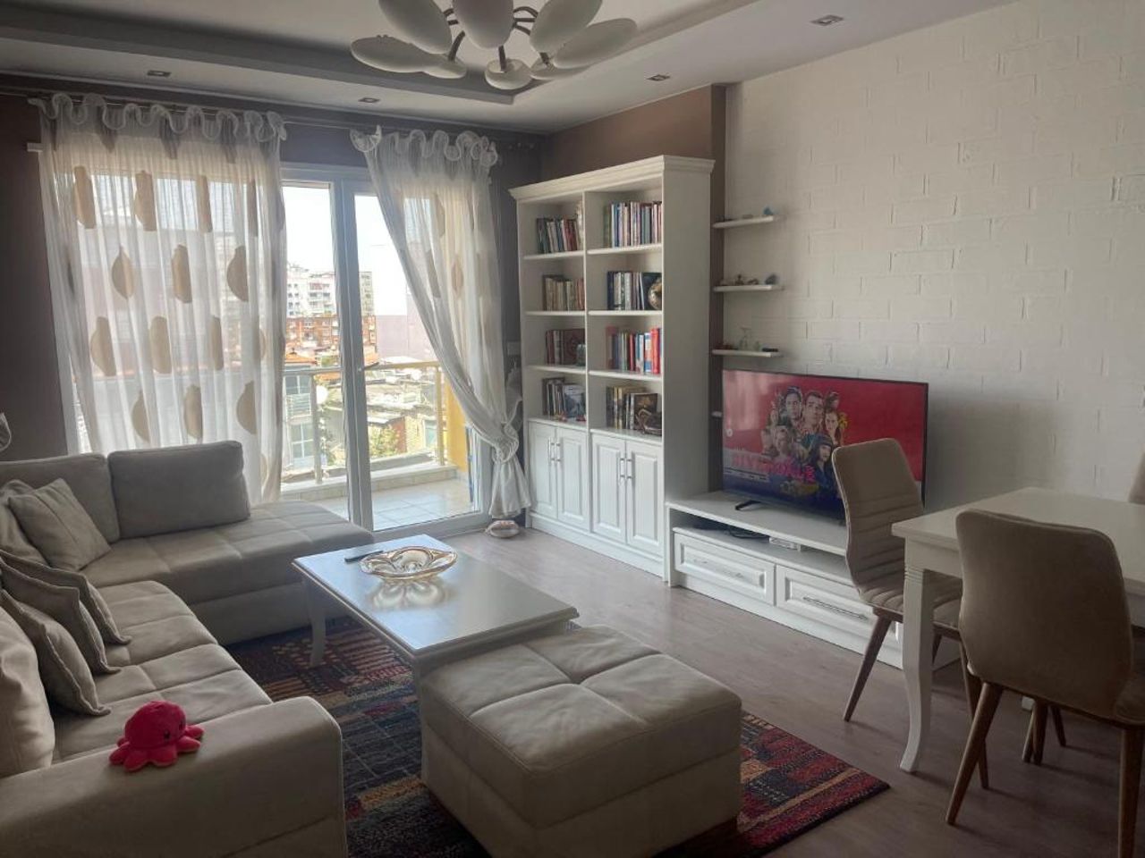 Anna's Apartment 2