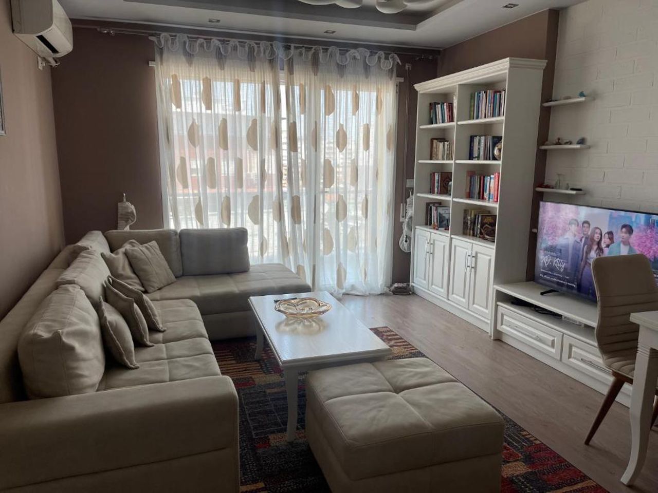 Anna's Apartment 2