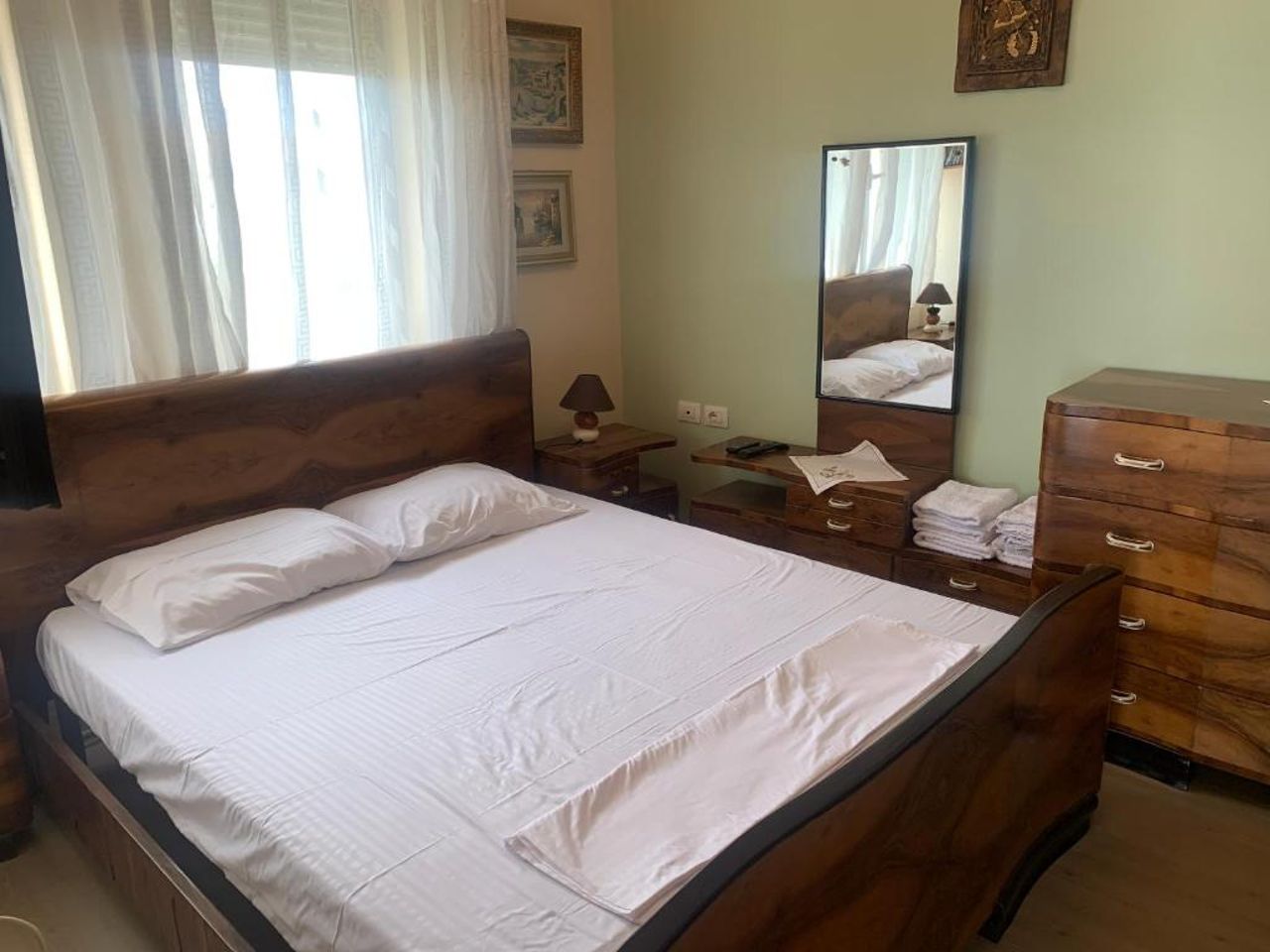Lake view apartment
