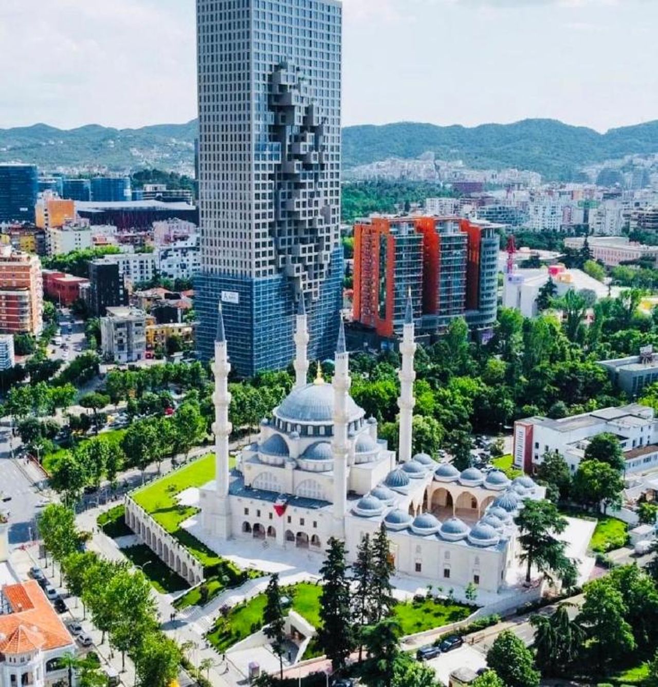 Central Studio Apartment 1, Tirana