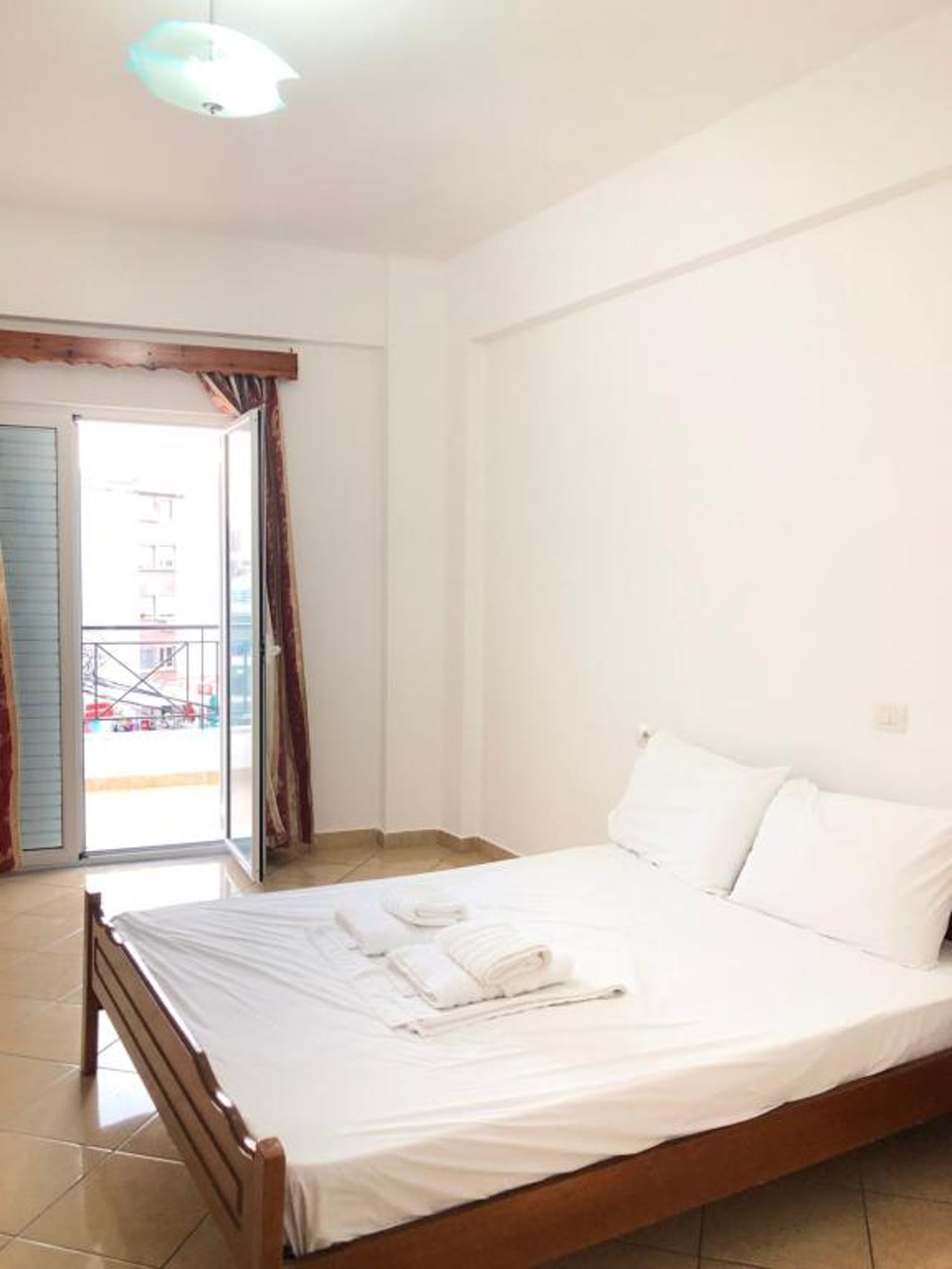 Center Hotel Pirro