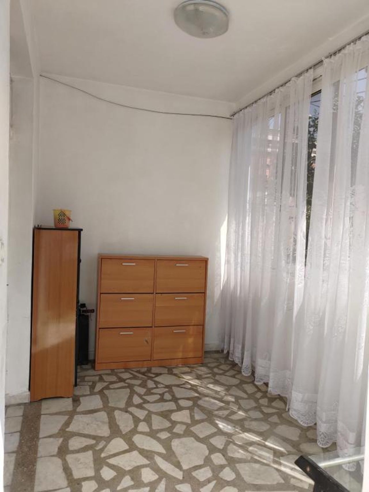 2 Bedroom house in center of Tirana (parking)