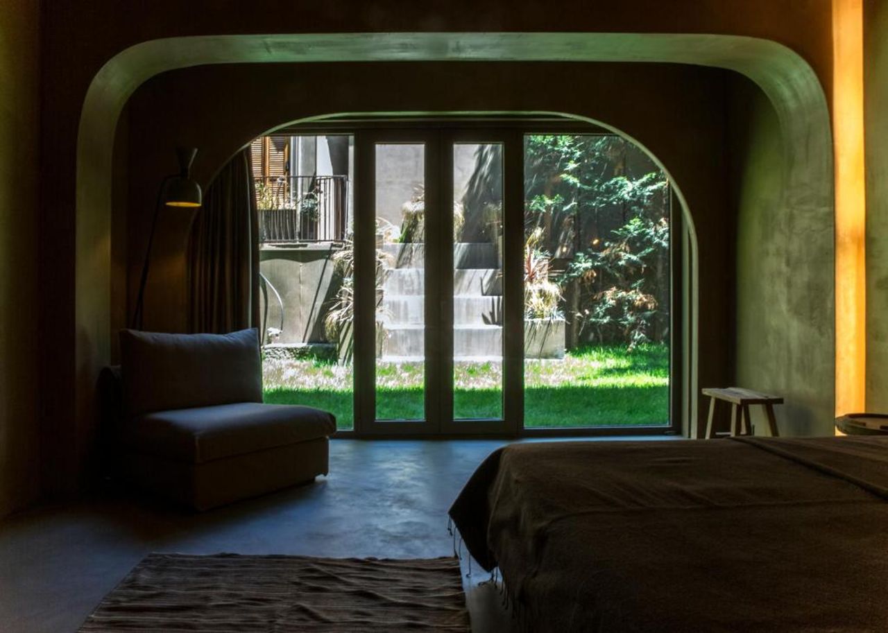 Life Gallery Hotel
