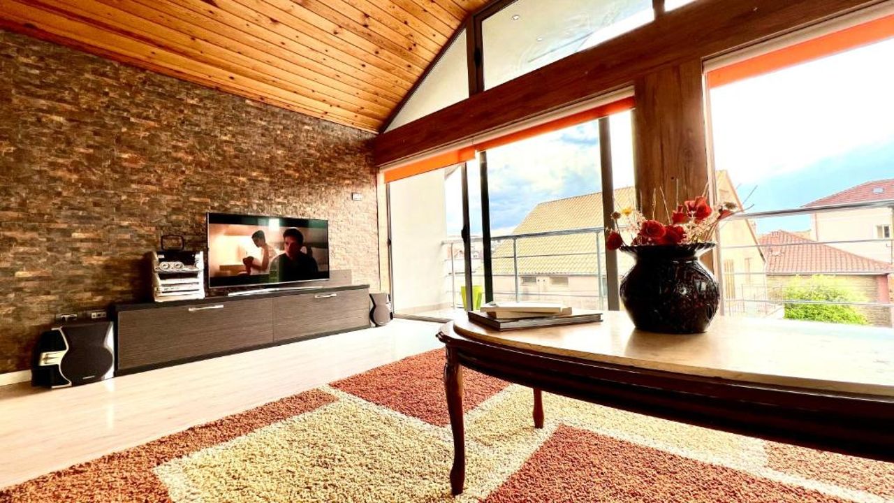 Ora Apartment