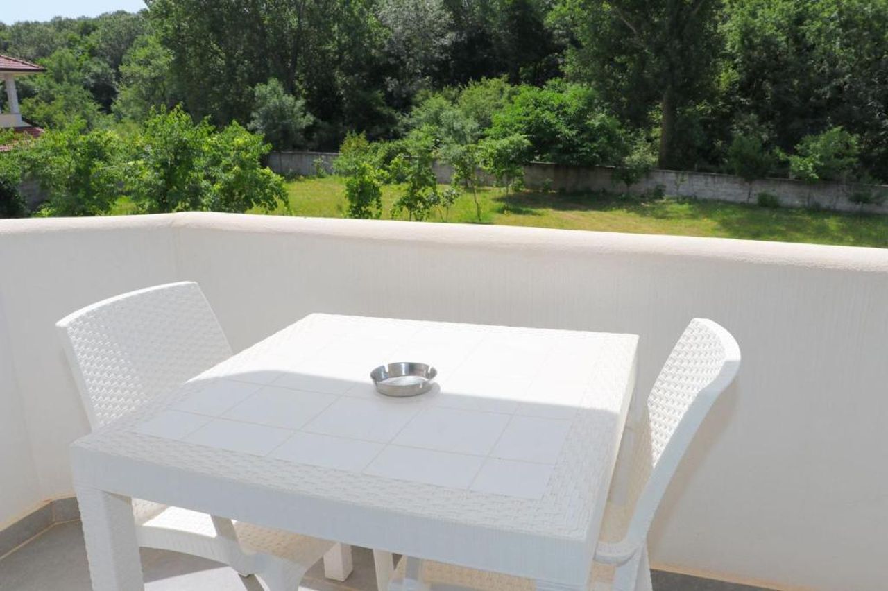 Hotel Velipoja Village
