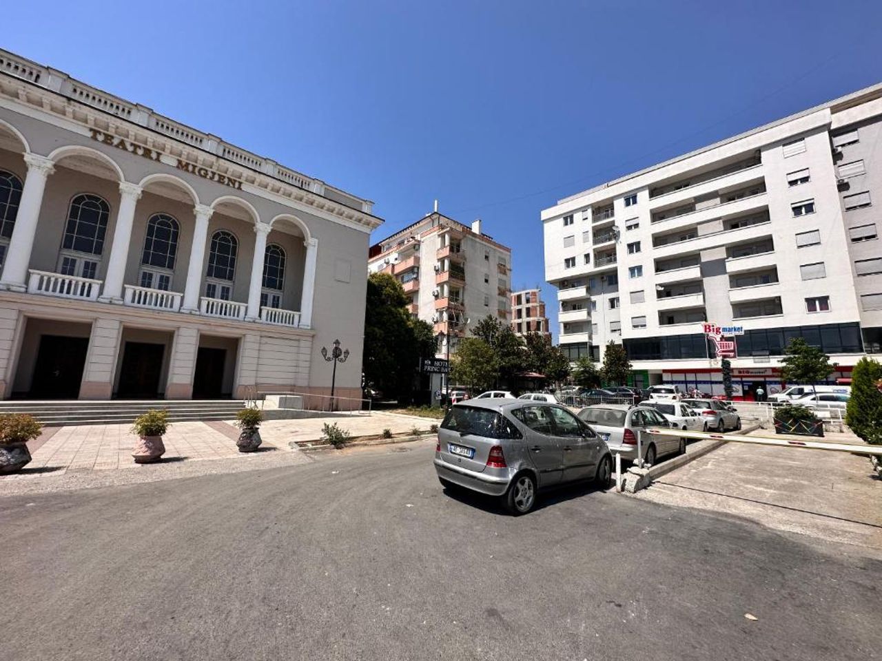 446 Luxury Apartament Center