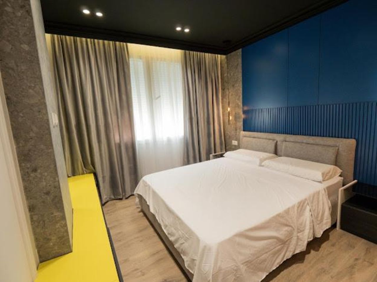 Escape Luxury Apartment