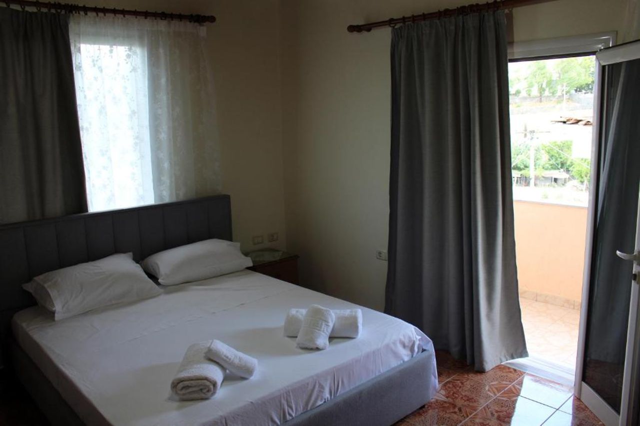 Margarita - Entire house with 4 bedrooms and free parking