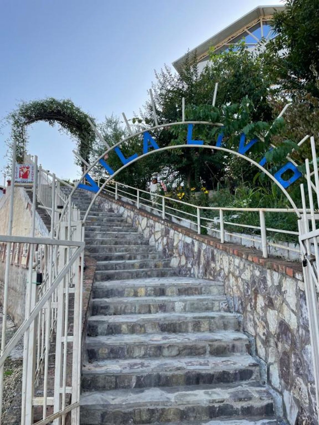 Vila Livio - Guest house Rreshen Mirdite