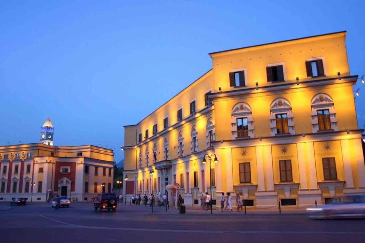 Stylish Apartment Near City Center