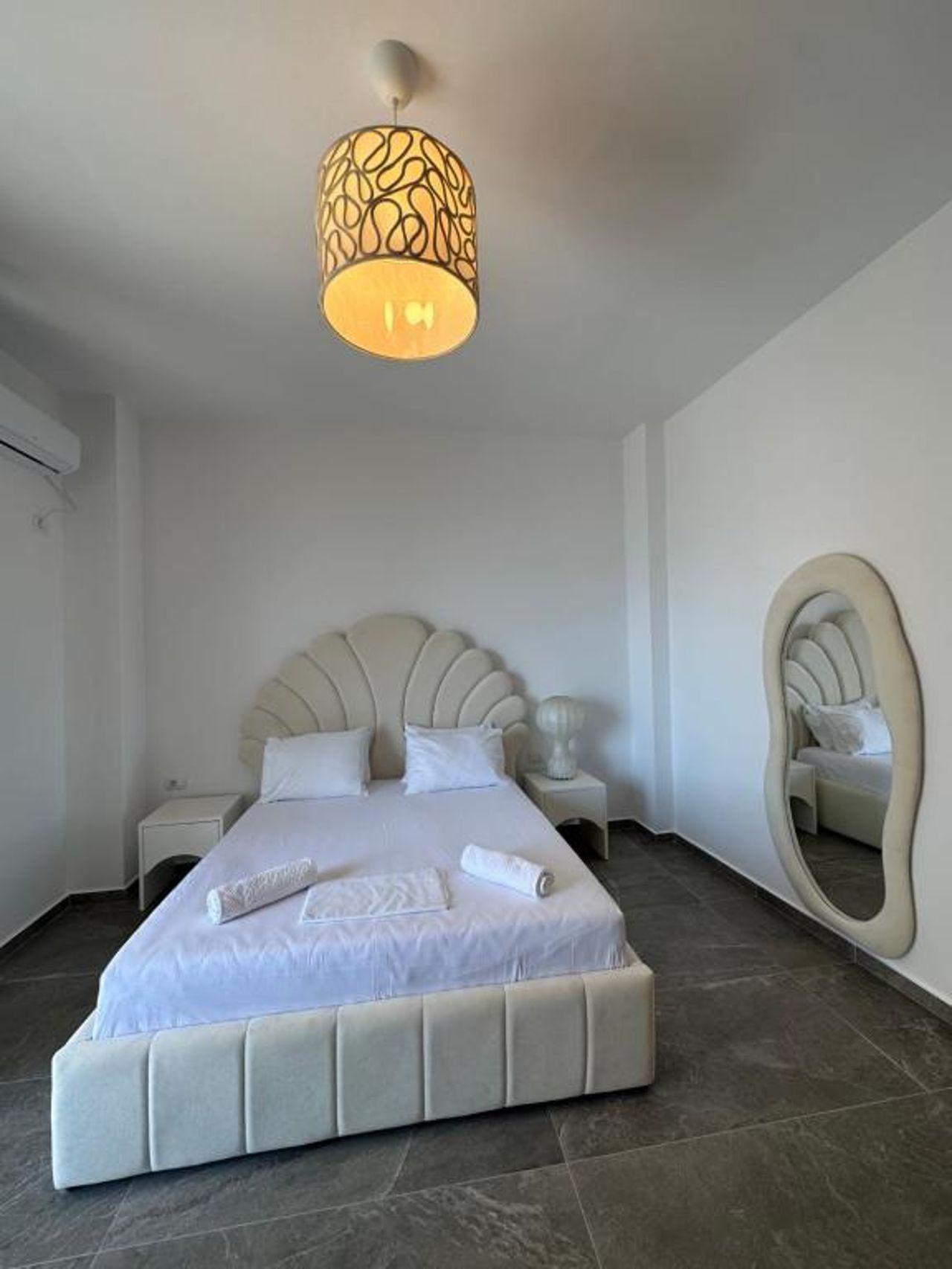 Minimalistic luxury apartment