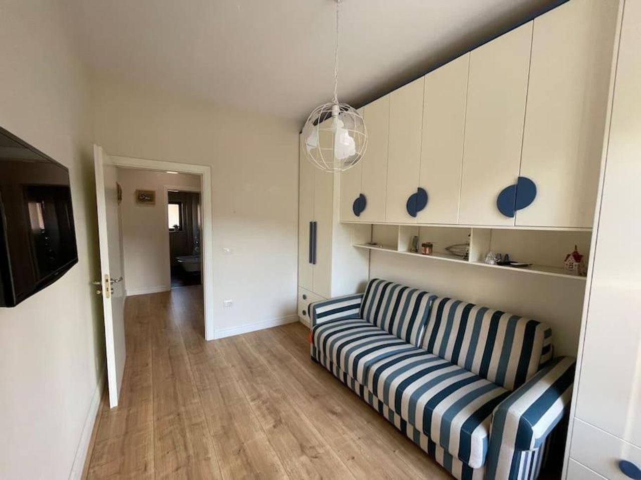 Sun apartment in the heart of Tirana