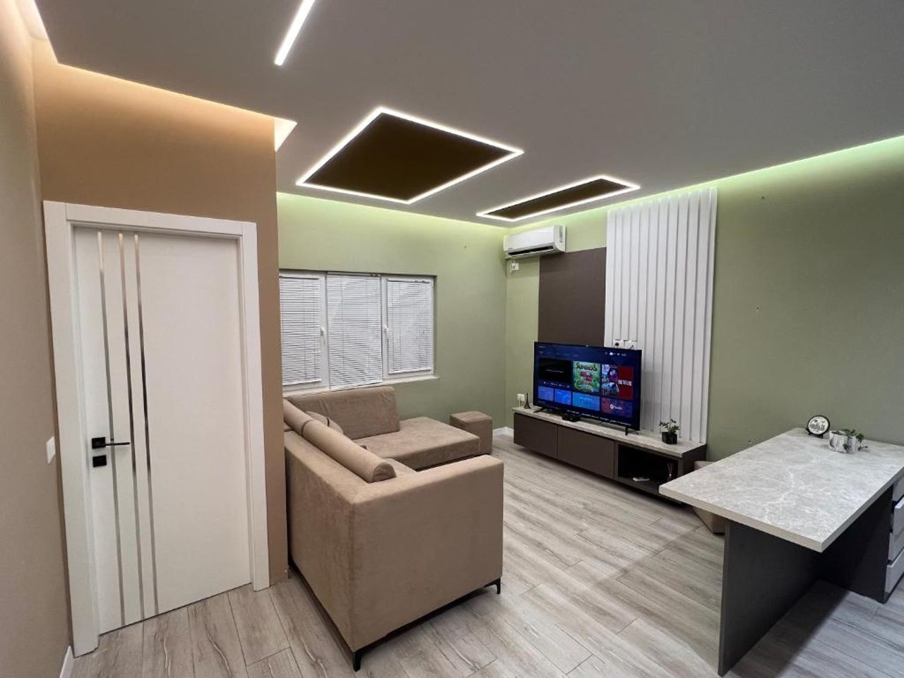 Stylish Apartment Near City Center