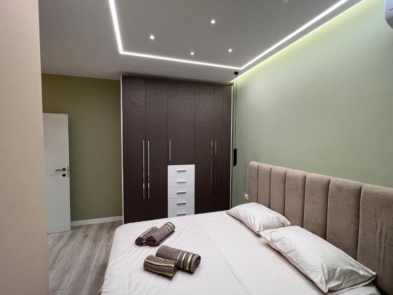 Stylish Apartment Near City Center