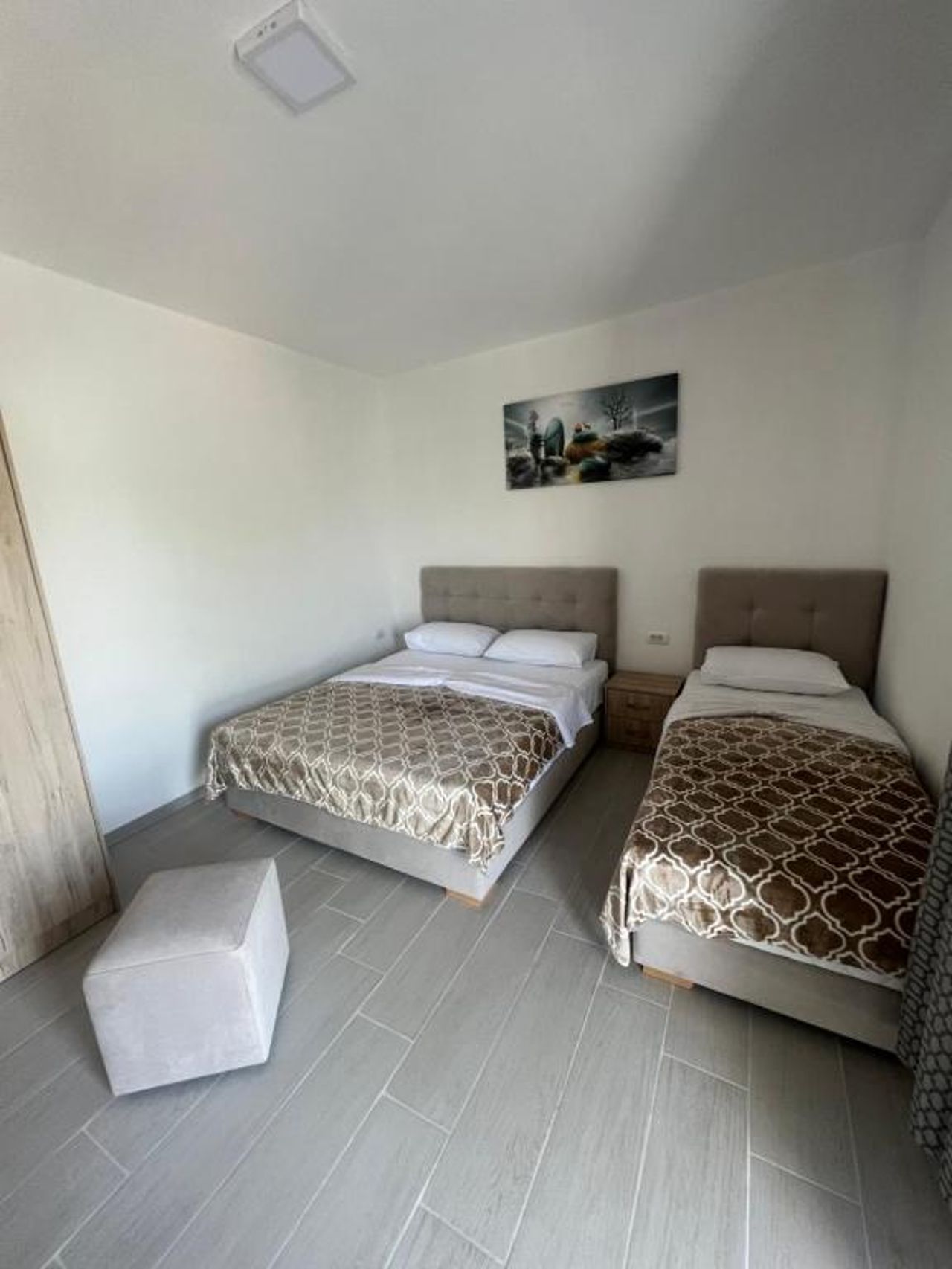 Adi’s Apartments