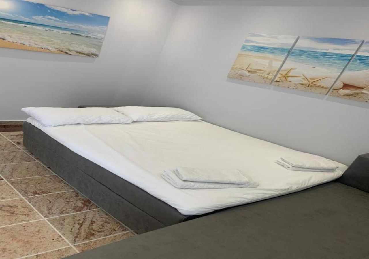 Fishta apartments Q5 35