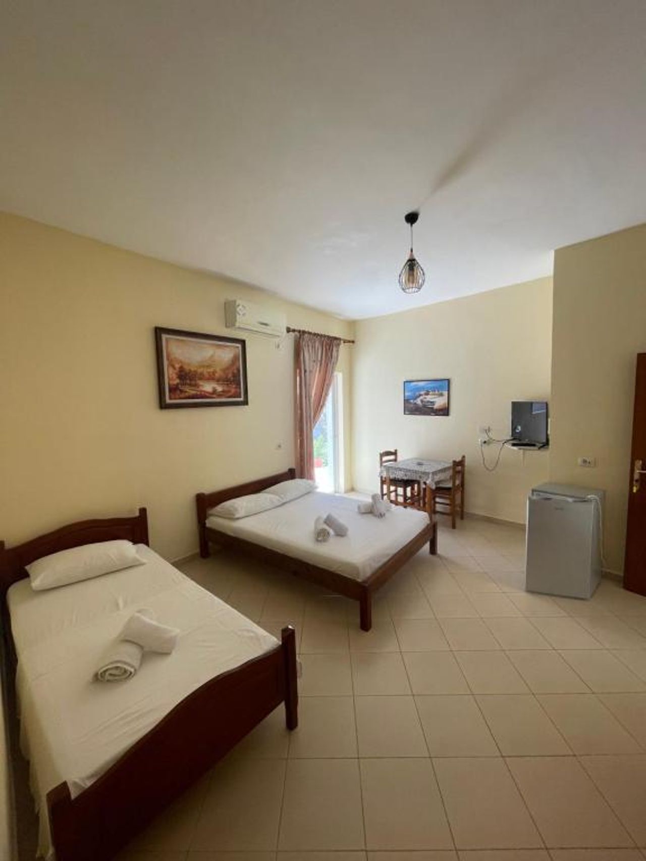 Kevi Rooms