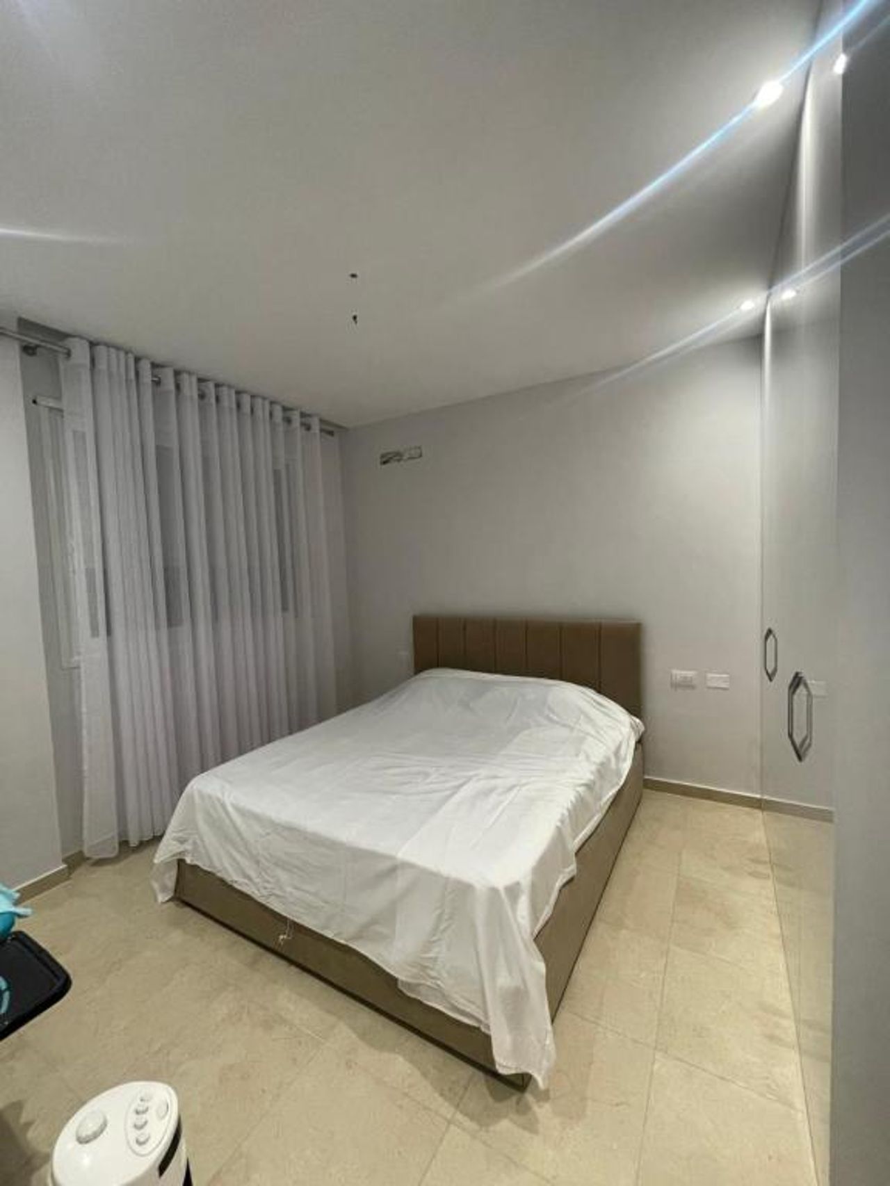 Arjon Apartment