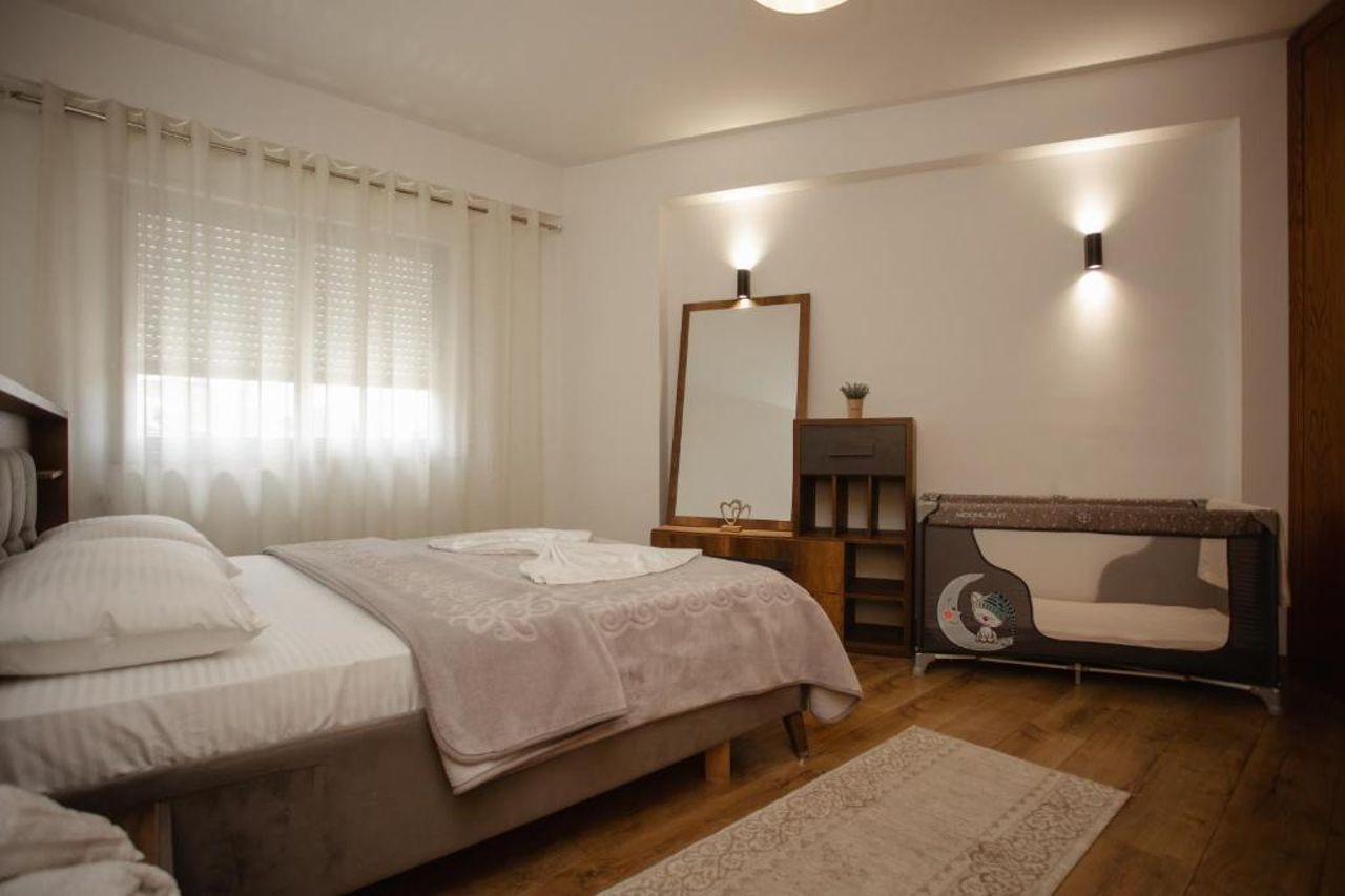 446 Luxury Apartament Center