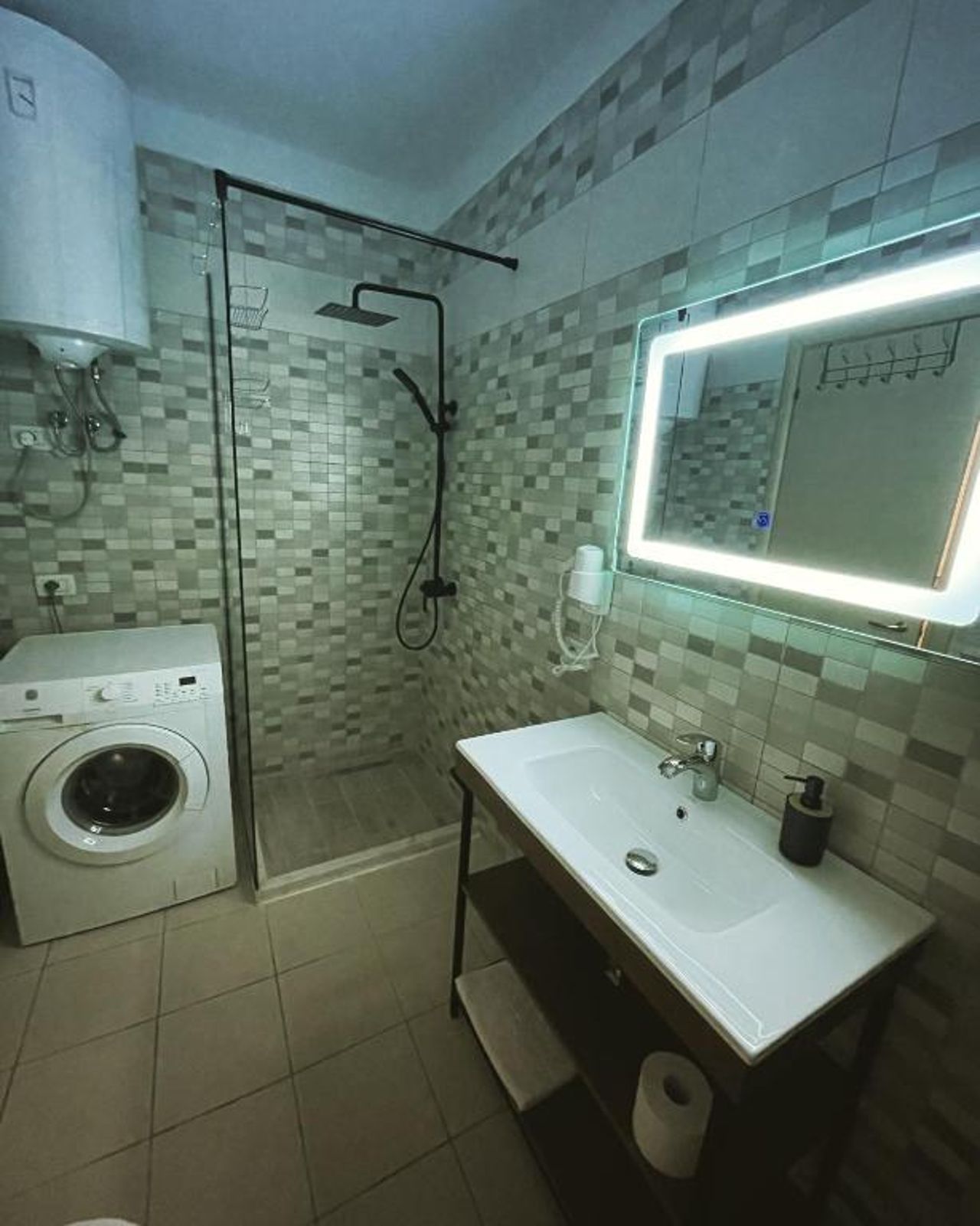 Amel Apartment