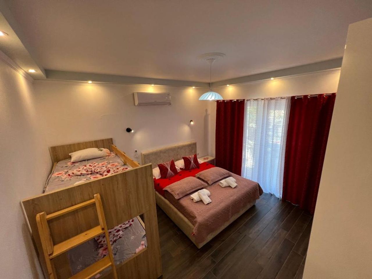 Adriatik Guesthouse