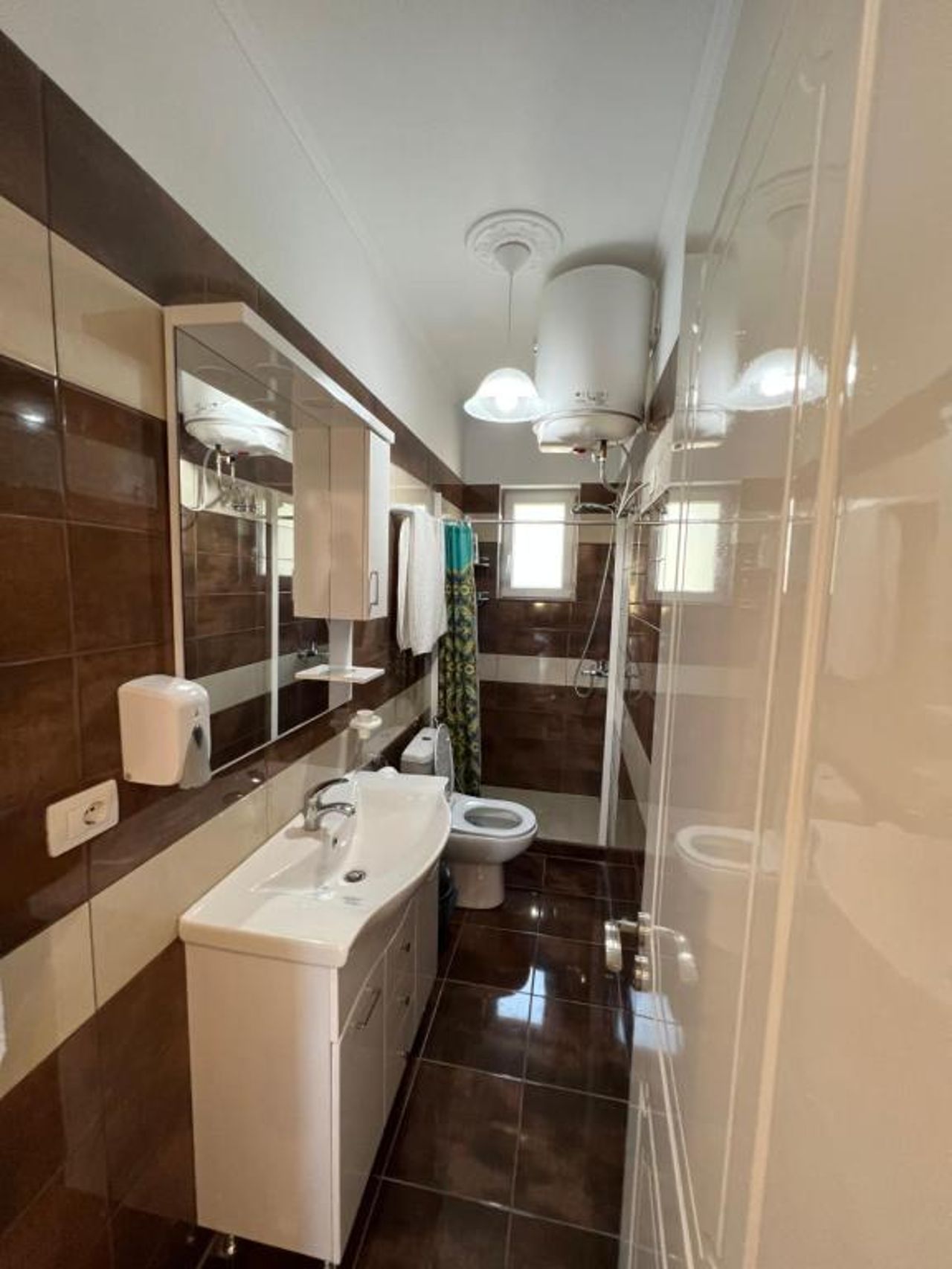 Adriatik Guesthouse