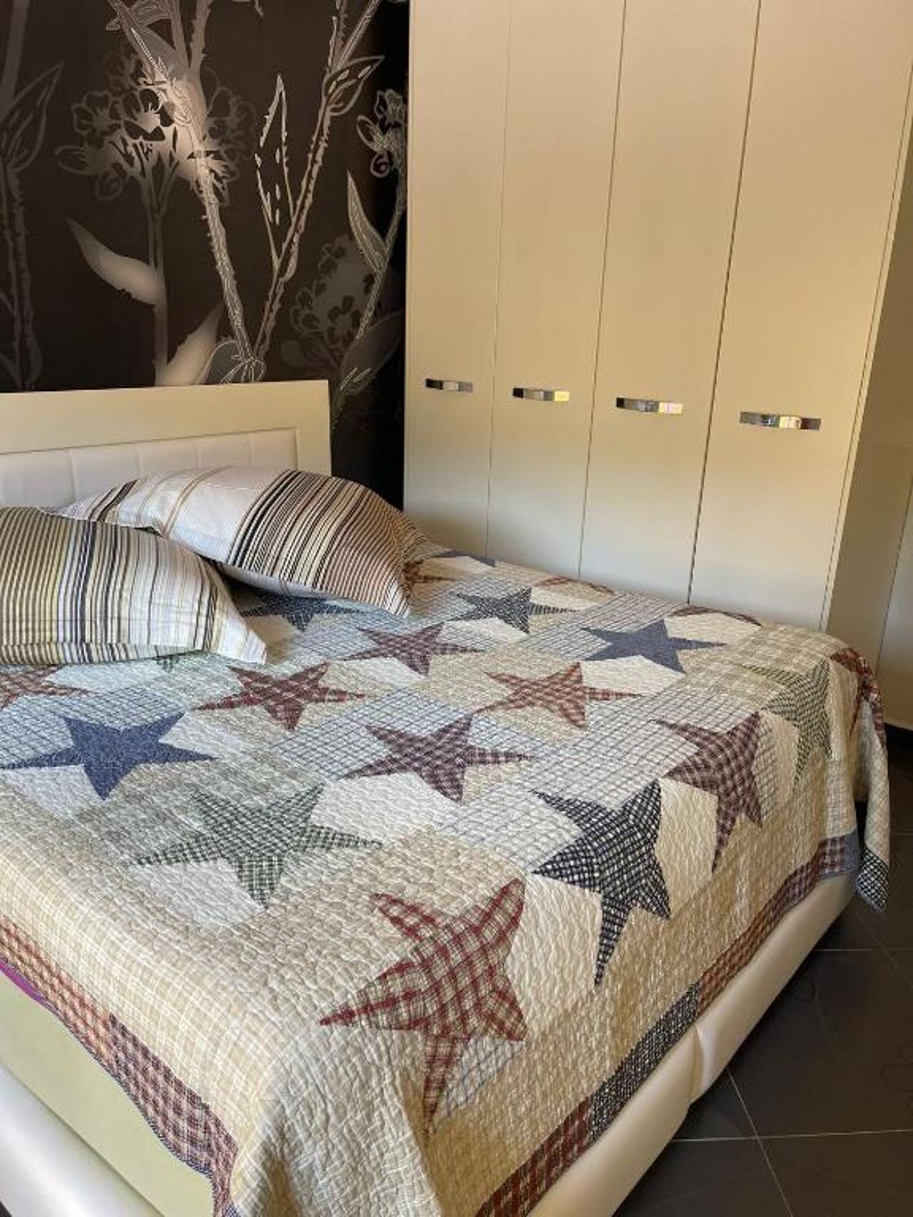 Julia Luxury Apartment