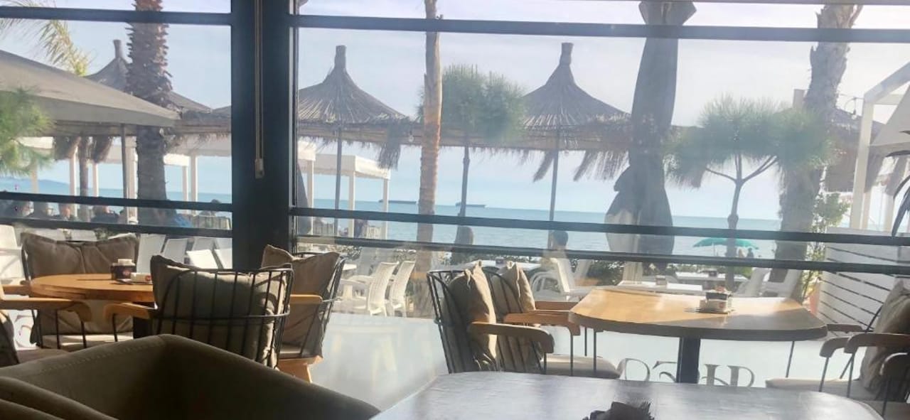 Sunrise Hotel Cameria