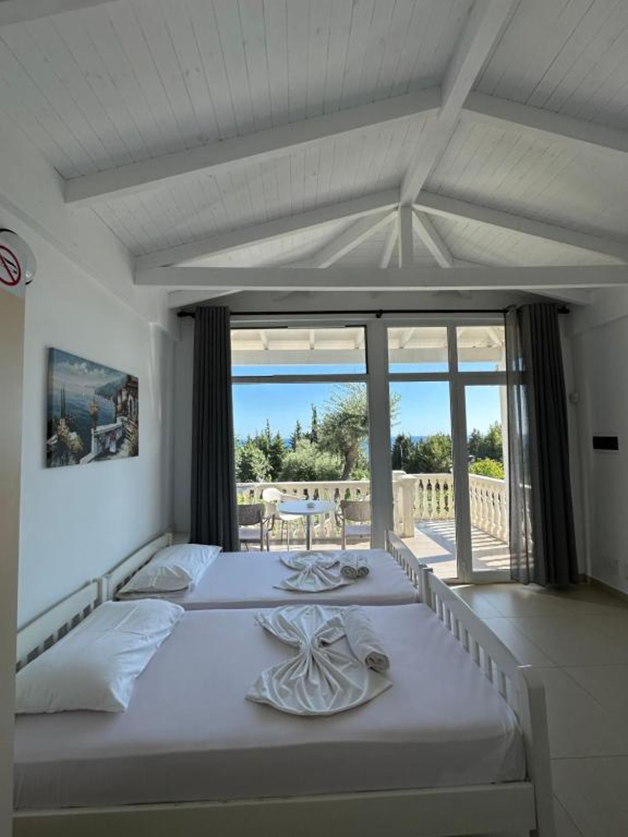 Essos Villas