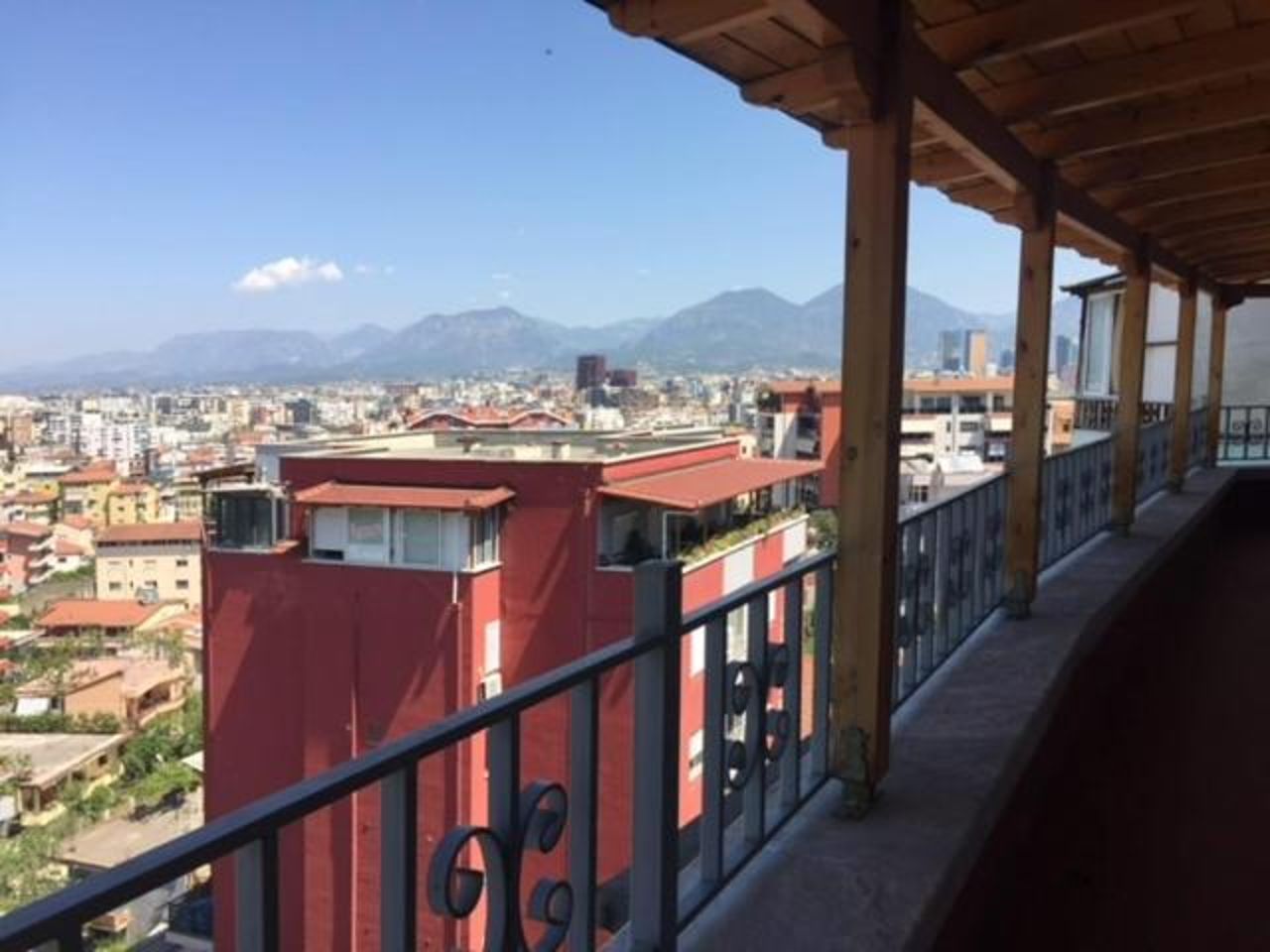Belle vue de TIRANE