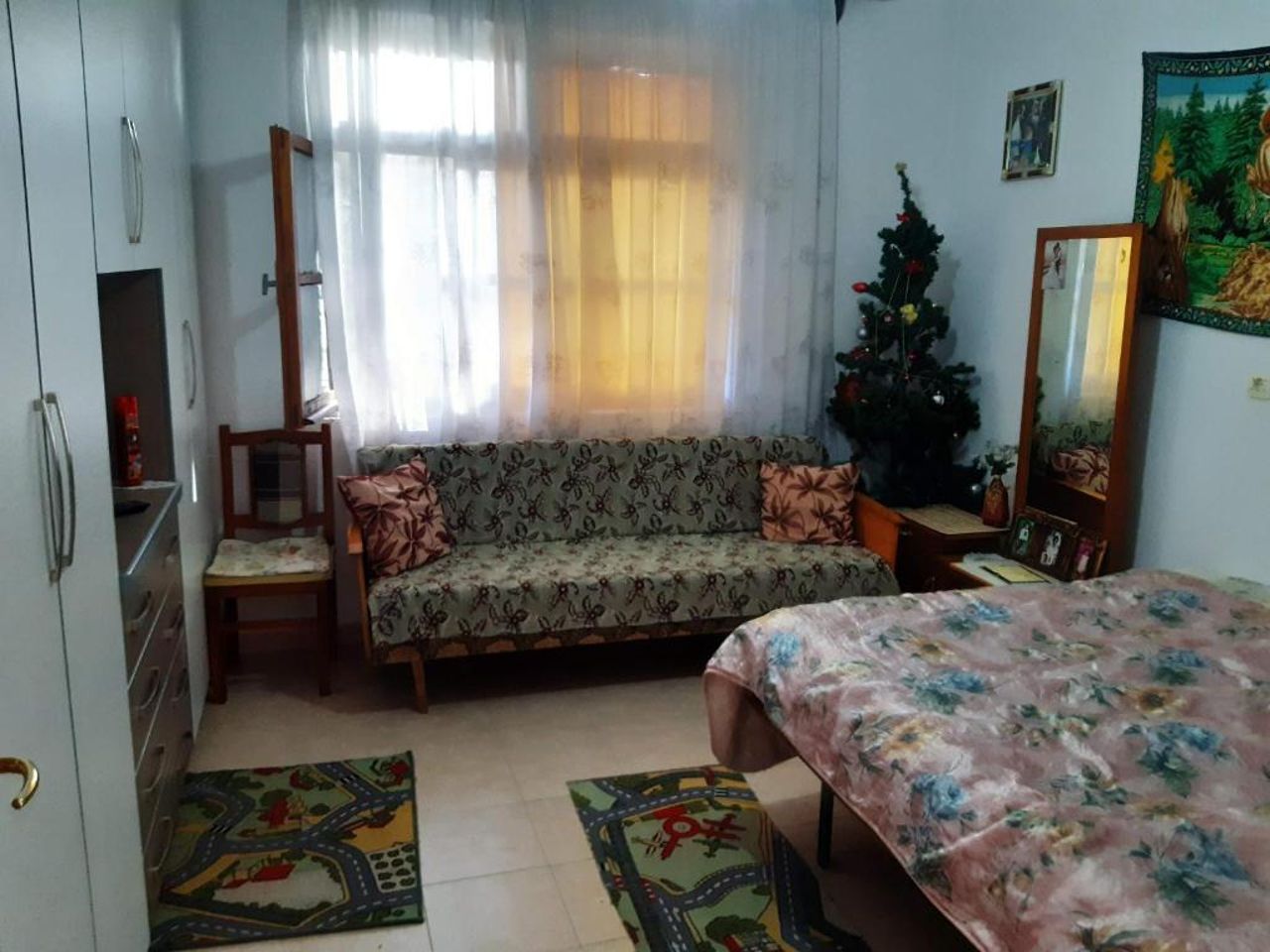 Jorgos Villa
