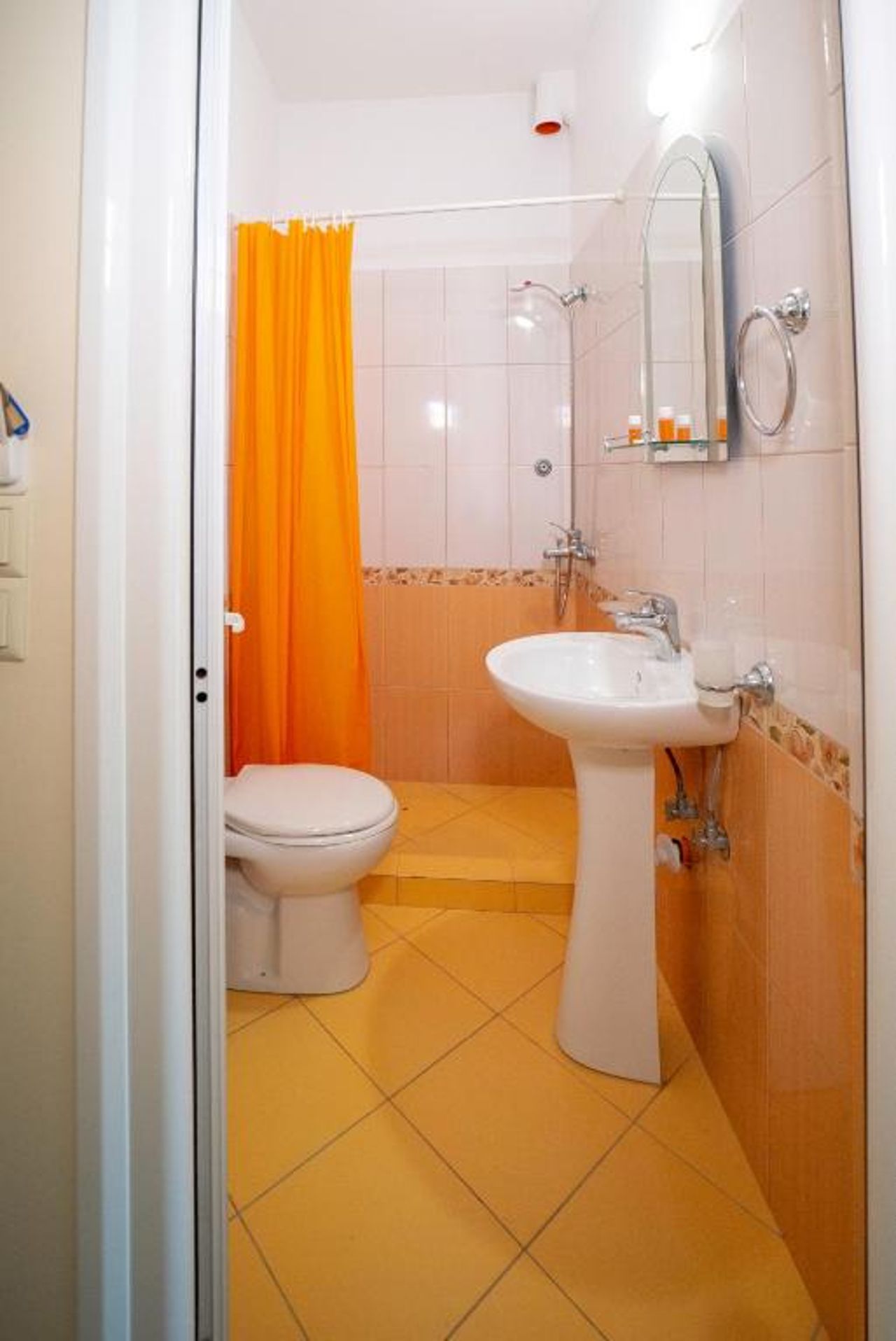 Bodini's Rooms