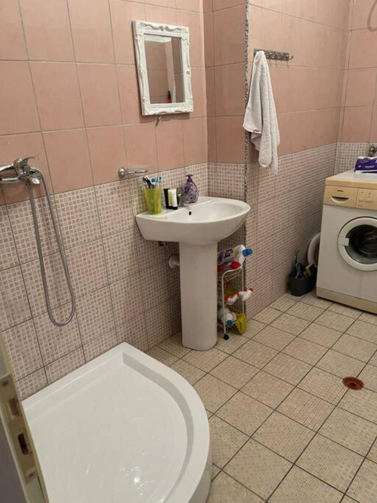 Kea_Apartment_Lushnjë