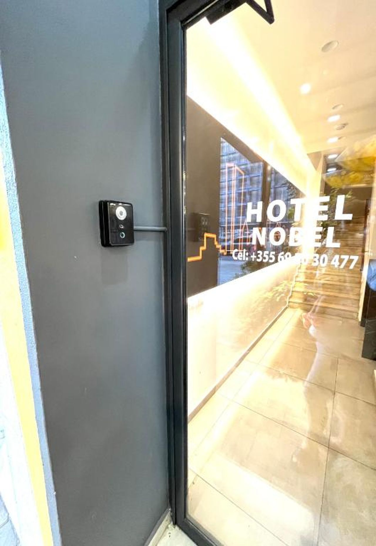 Hotel Nobel Center