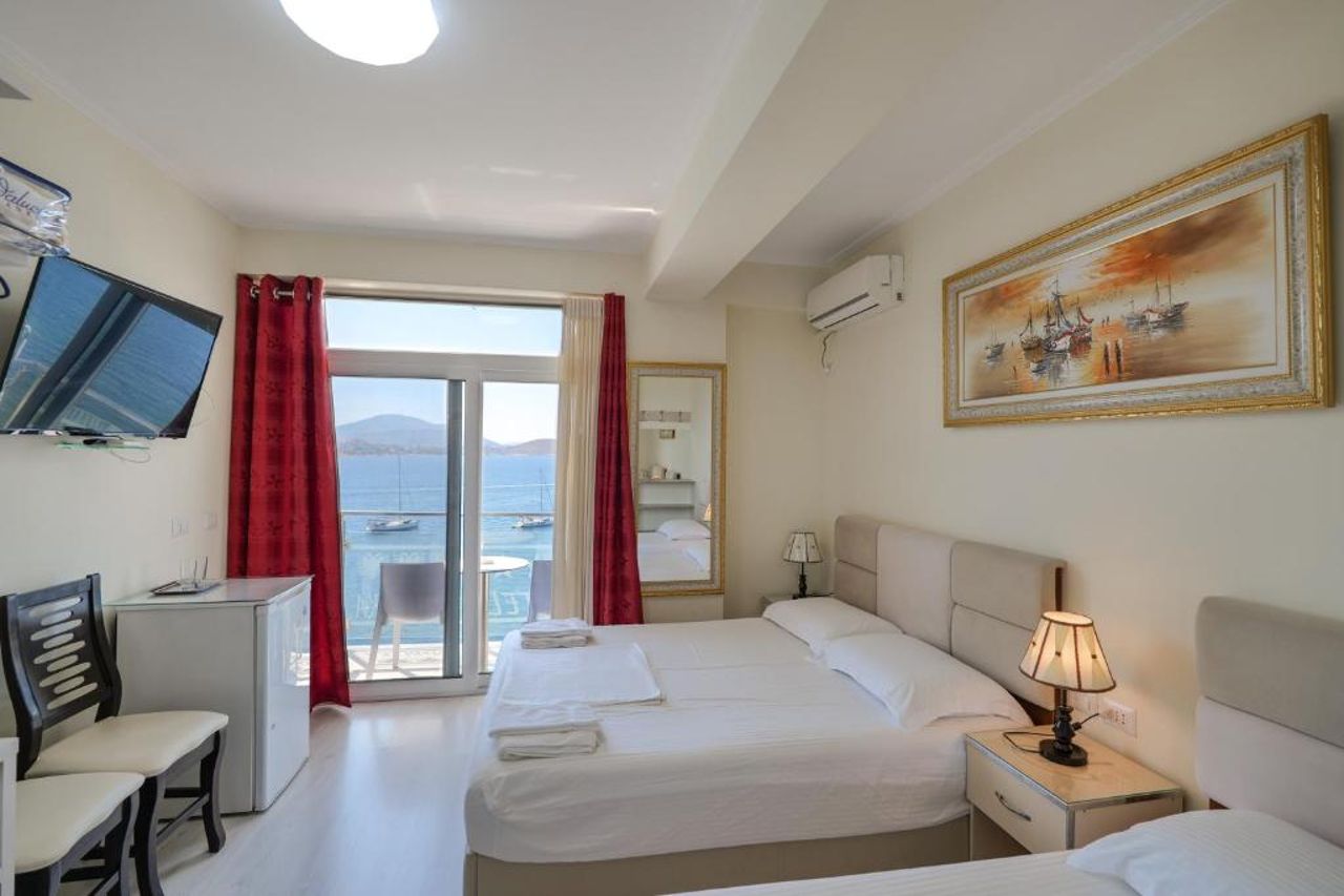 Republika Hotel